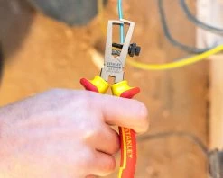 Stanley Pince Et Ciseaux 0-84-010 Pince à Dénuder VDE 160 Mm 6 Stanley Pince Et Ciseaux 0-84-010 Pince à Dénuder VDE 160 Mm -Coupe-tubes Soldes 0 84 010 pince a denuder vde 160 mm 2