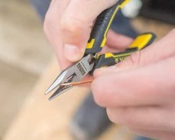 Stanley Pince Et Ciseaux 0-89-870 Telefoontang Recht 200 Mm -Coupe-tubes Soldes 0 89 870 telefoontang recht 200 mm 8