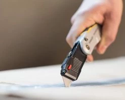 Stanley FMHT0-10320 Couteau Pliant Automatique FATMAX®. 7 Stanley FMHT0-10320 Couteau Pliant Automatique FATMAX®. -Coupe-tubes Soldes fmht0 10320 couteau pliant automatique fatmaxr 1 3