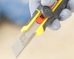 Stanley FMHT10329-0 Cutter FatMax Breakaway Avec Vis 18mm 11 Stanley FMHT10329-0 Cutter FatMax Breakaway Avec Vis 18mm -Coupe-tubes Soldes fmht10329 0 cutter fatmax breakaway avec vis 18mm 5