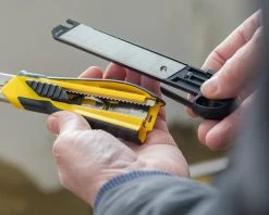 Stanley Cutter STHT10270-0 ® Ciseaux Dynagrip 18 Mm Avec Magasin 5 Stanley Cutter STHT10270-0 ® Ciseaux Dynagrip 18 Mm Avec Magasin -Coupe-tubes Soldes stht10270 0 r ciseaux dynagrip 18 mm avec magasin 2