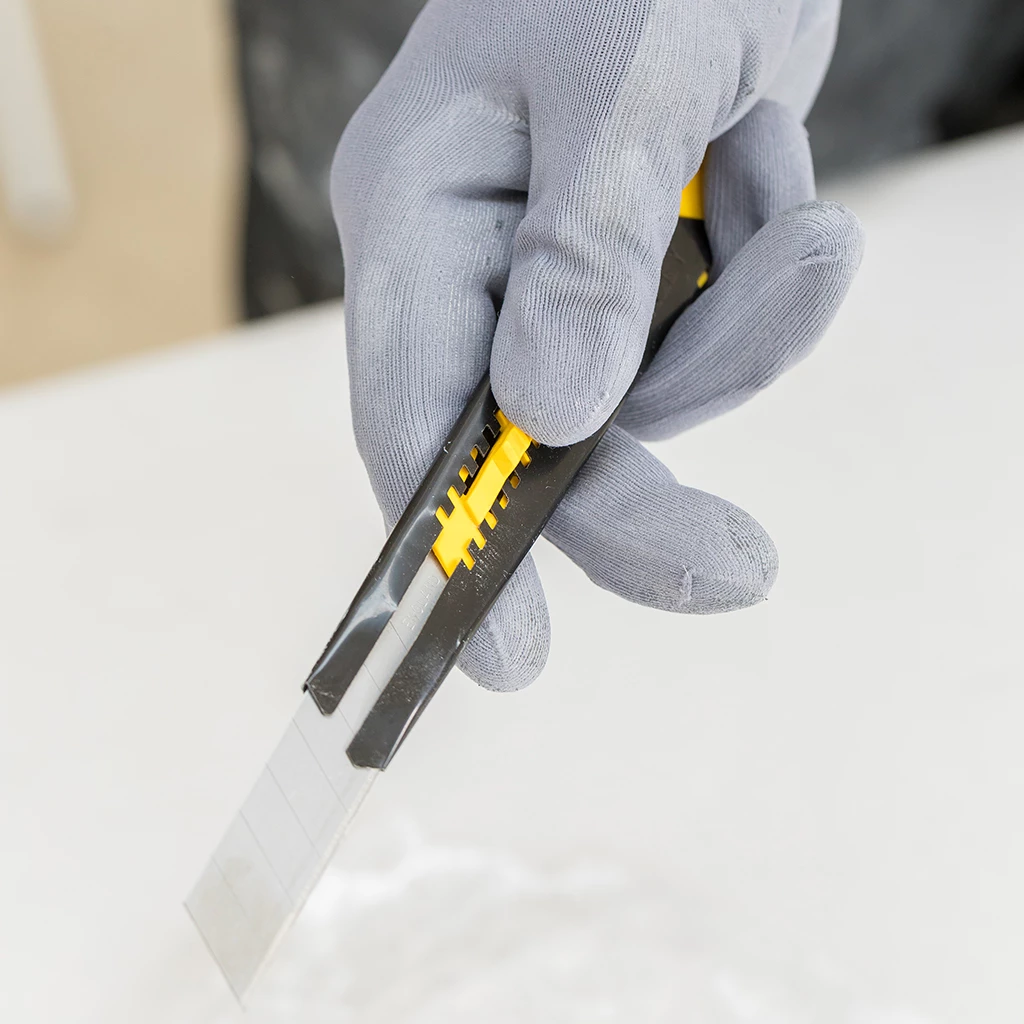 Stanley Cutter STHT10341-0 Couteau à Casser En Métal 18mm 6 Stanley Cutter STHT10341-0 Couteau à Casser En Métal 18mm – Image 6